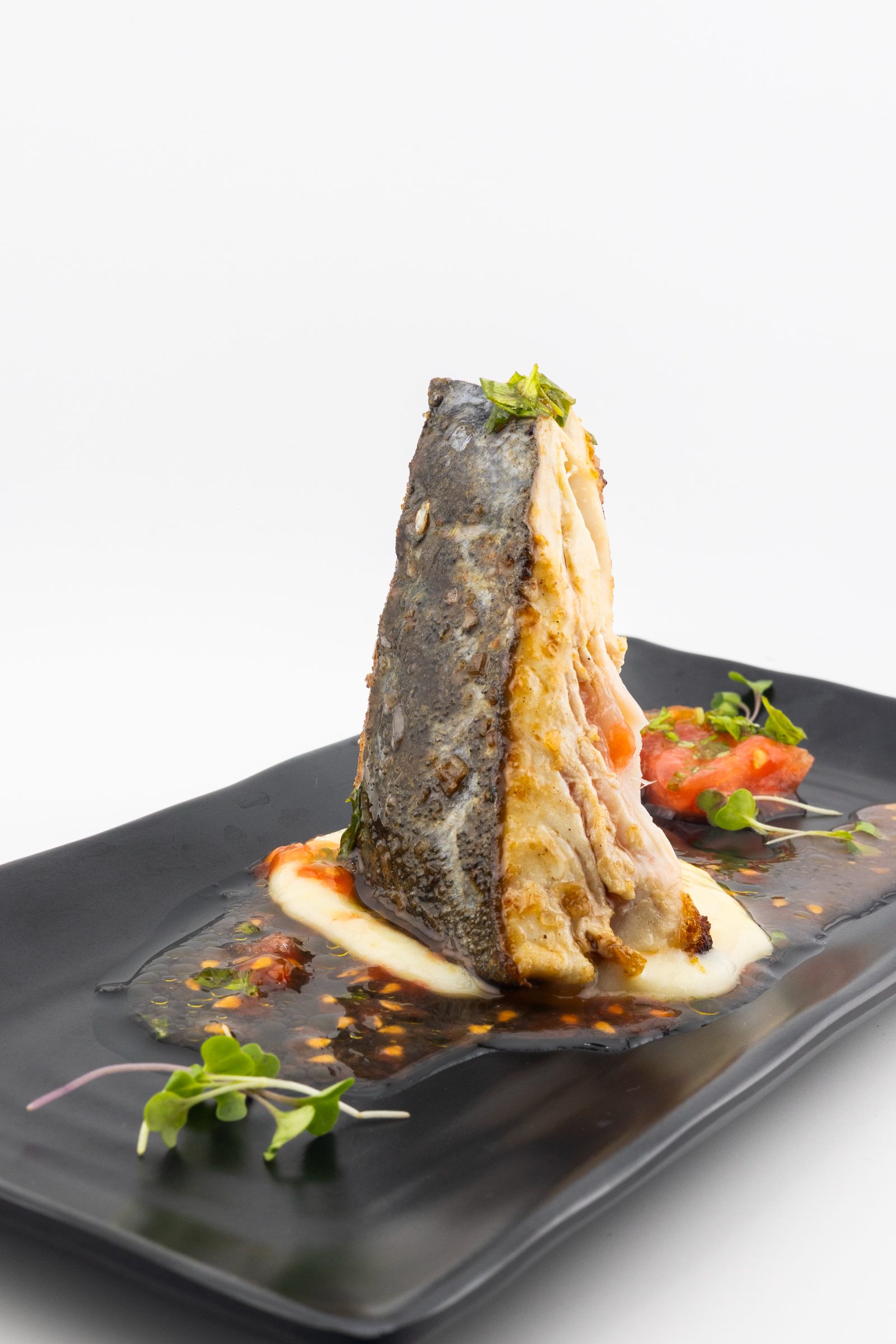 Plato de alta cocina emplatado